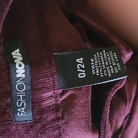 FashionNova pants /wash burgundy color size 0/24 - Picture 7 of 8